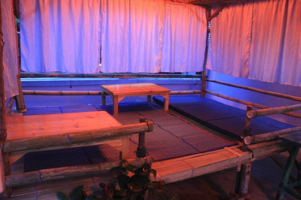 Kikie'S House Hostel Chiang Mai Bagian luar foto