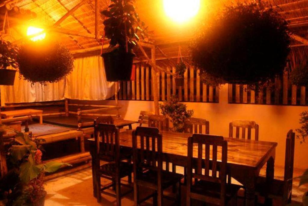 Kikie'S House Hostel Chiang Mai Bagian luar foto